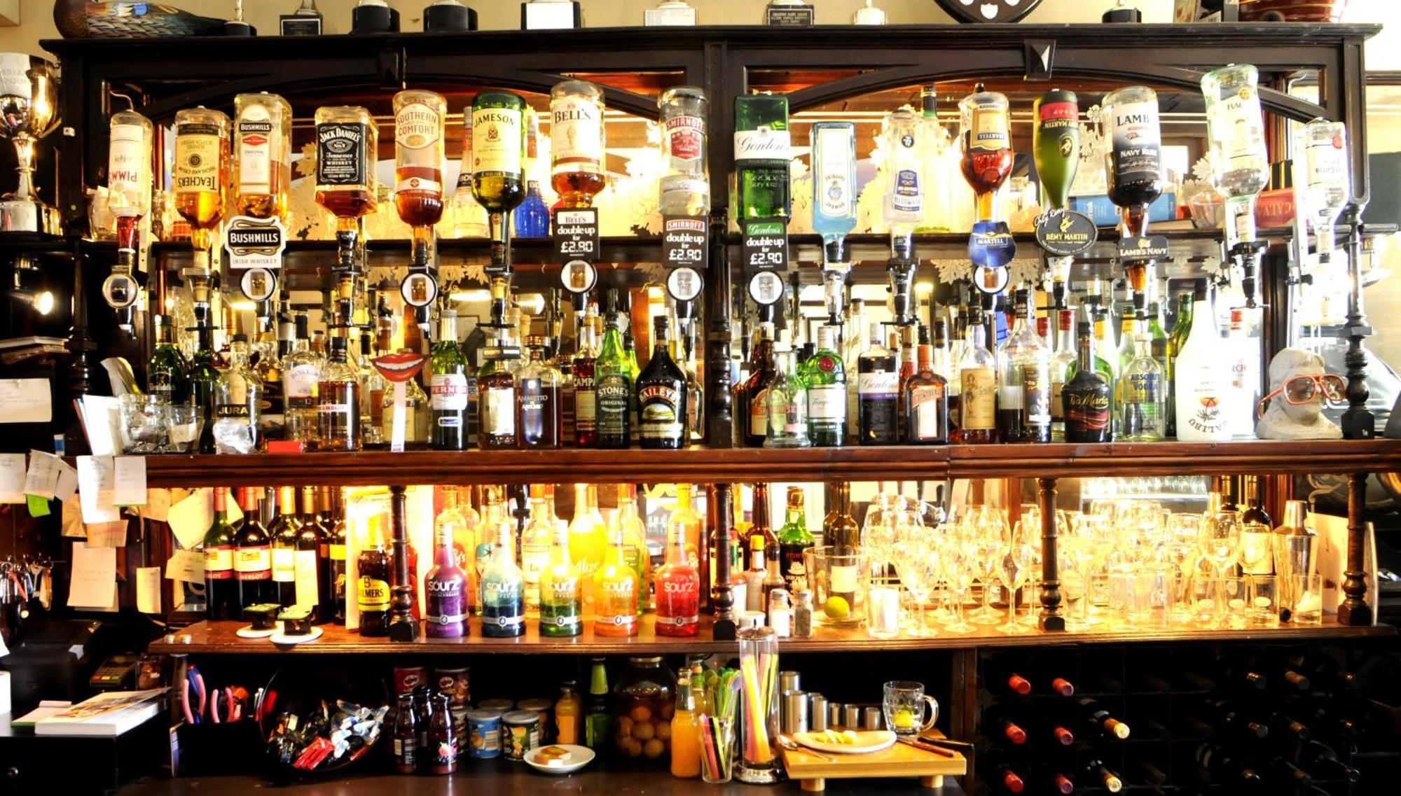 格洛布酒店 查格福德 外观 照片